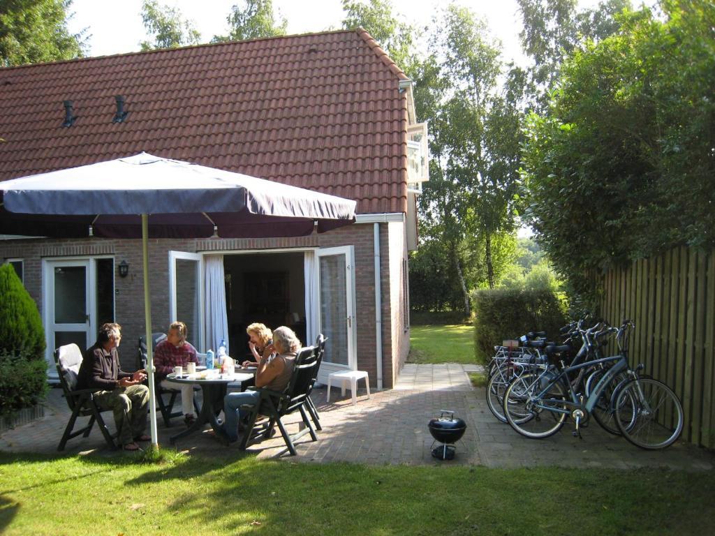 Sellingen Vakantiepark De Bronzen Eik חדר תמונה